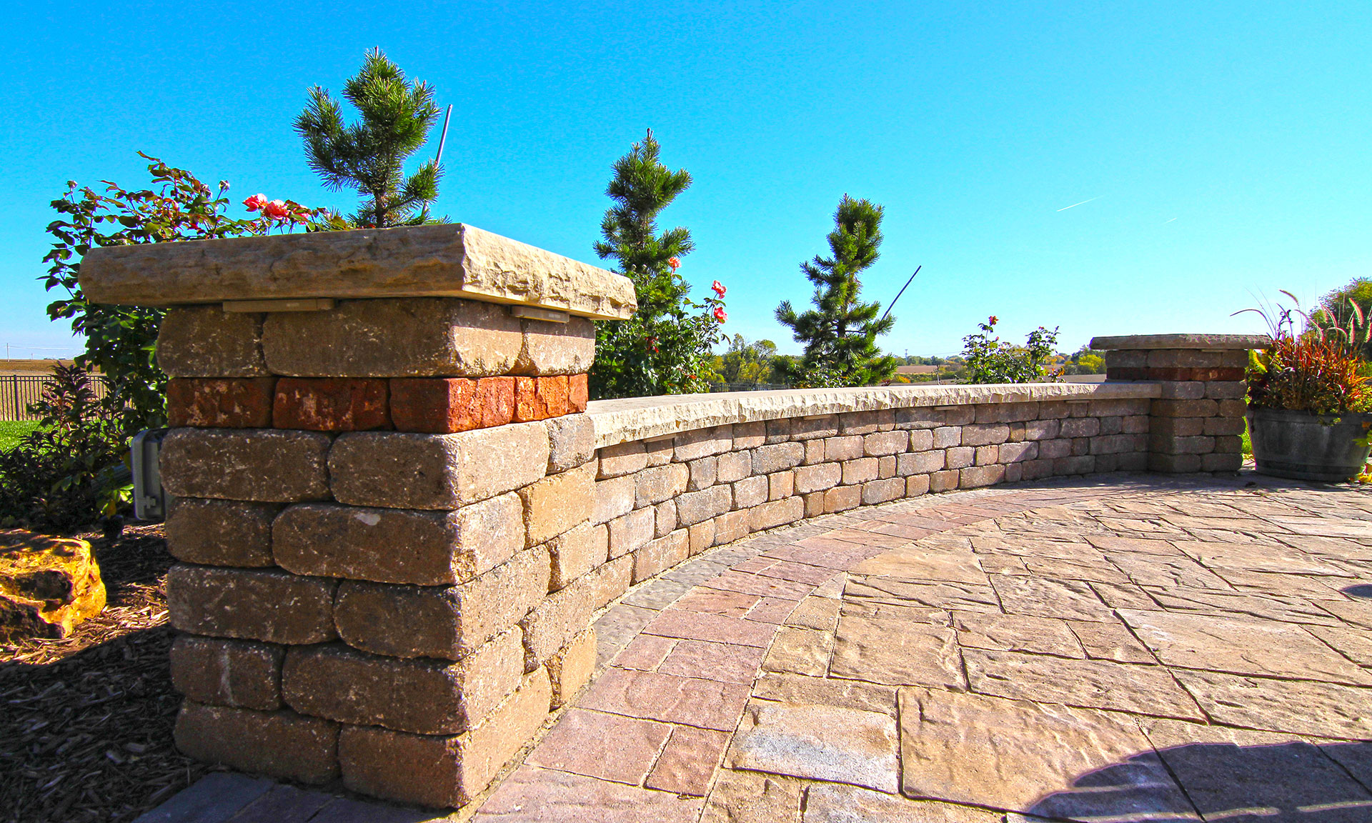 Decorative Walls & Pillars – Project Type – Watkins Concrete Block