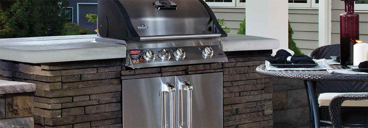 Belgard Bordeaux™ Series Grill Island With Grill, Buff