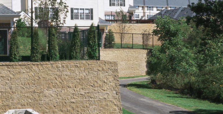 Vertica Pro - Retaining Wall - Engineered Wall
