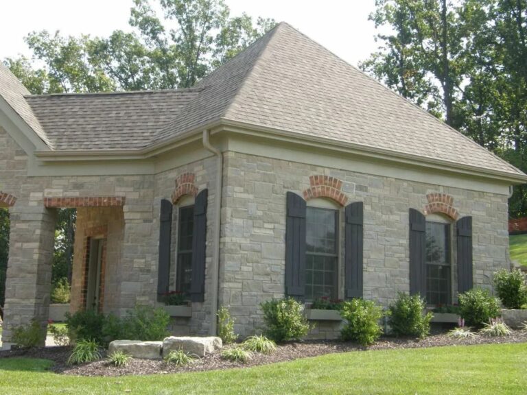 Earthworks - Harvest Mix Snapped - Home - Exterior - Facade