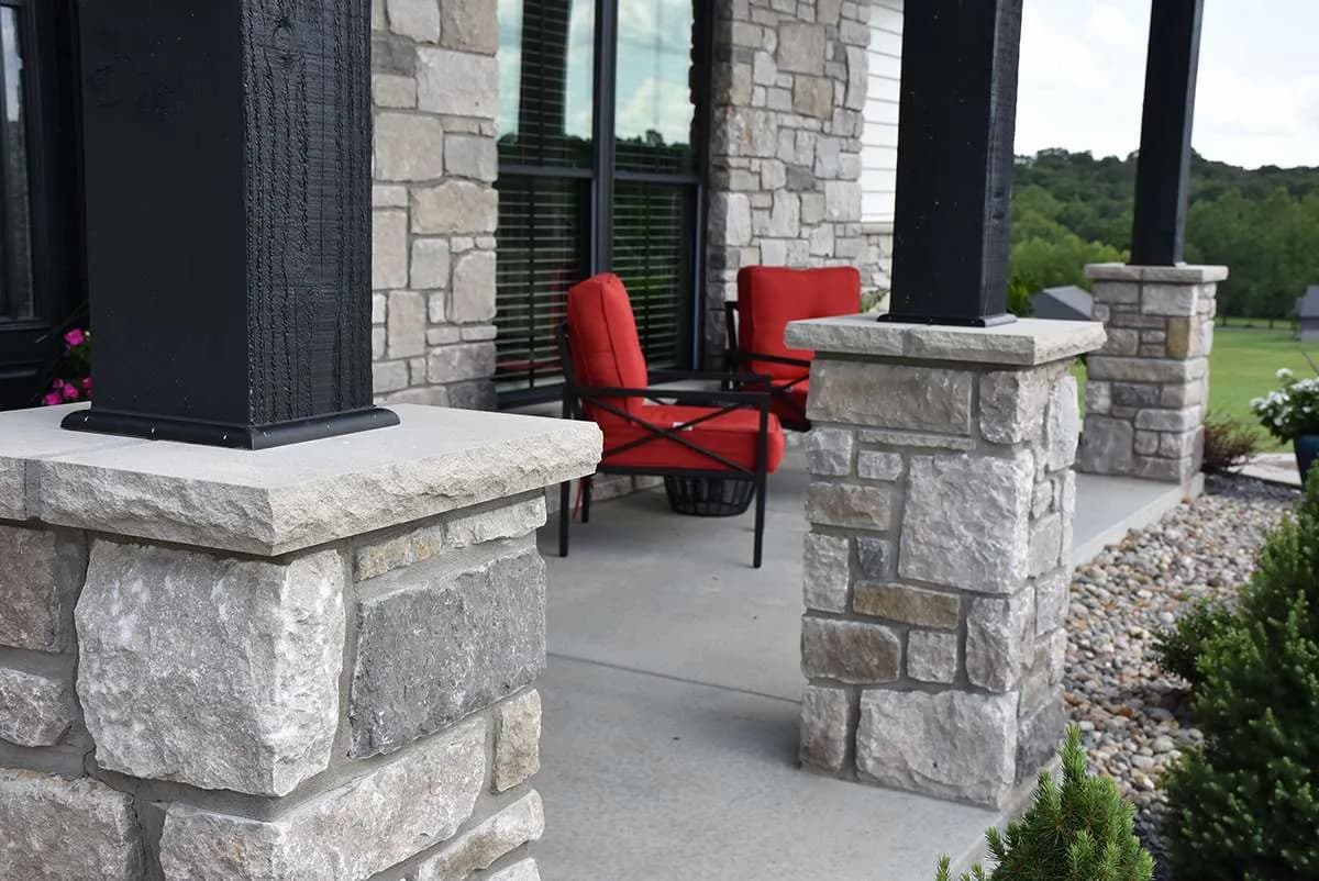 Earthworks-Natural Stone-LeVieux Tumbled Cottage Blend-Residential-Home-Exterior