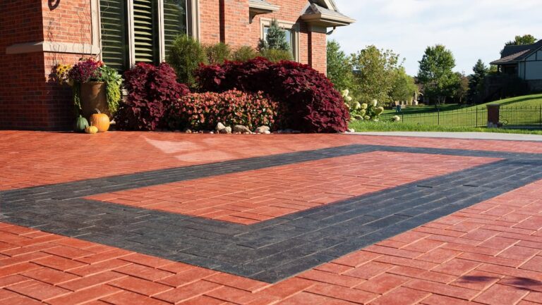 Endicott - Burgundy Sands Heritage - Home - Exterior - Patio