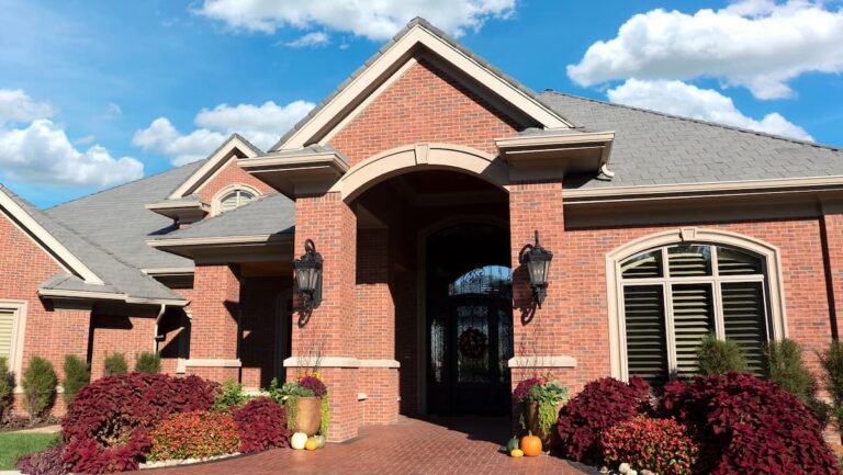 Endicott - Burgundy Sands Heritage - Home - Exterior - Facade 