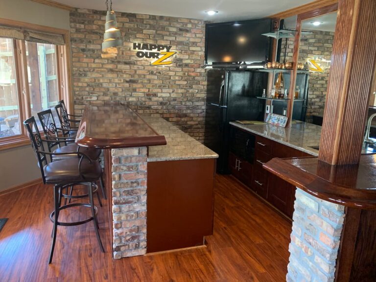 Reclaimed - Old Chicago Used Brick - Home - Interior - Bar