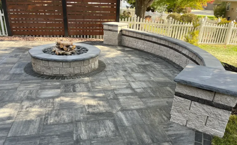 Anchor-Highland Stone Freestanding B2B Wall System-Home