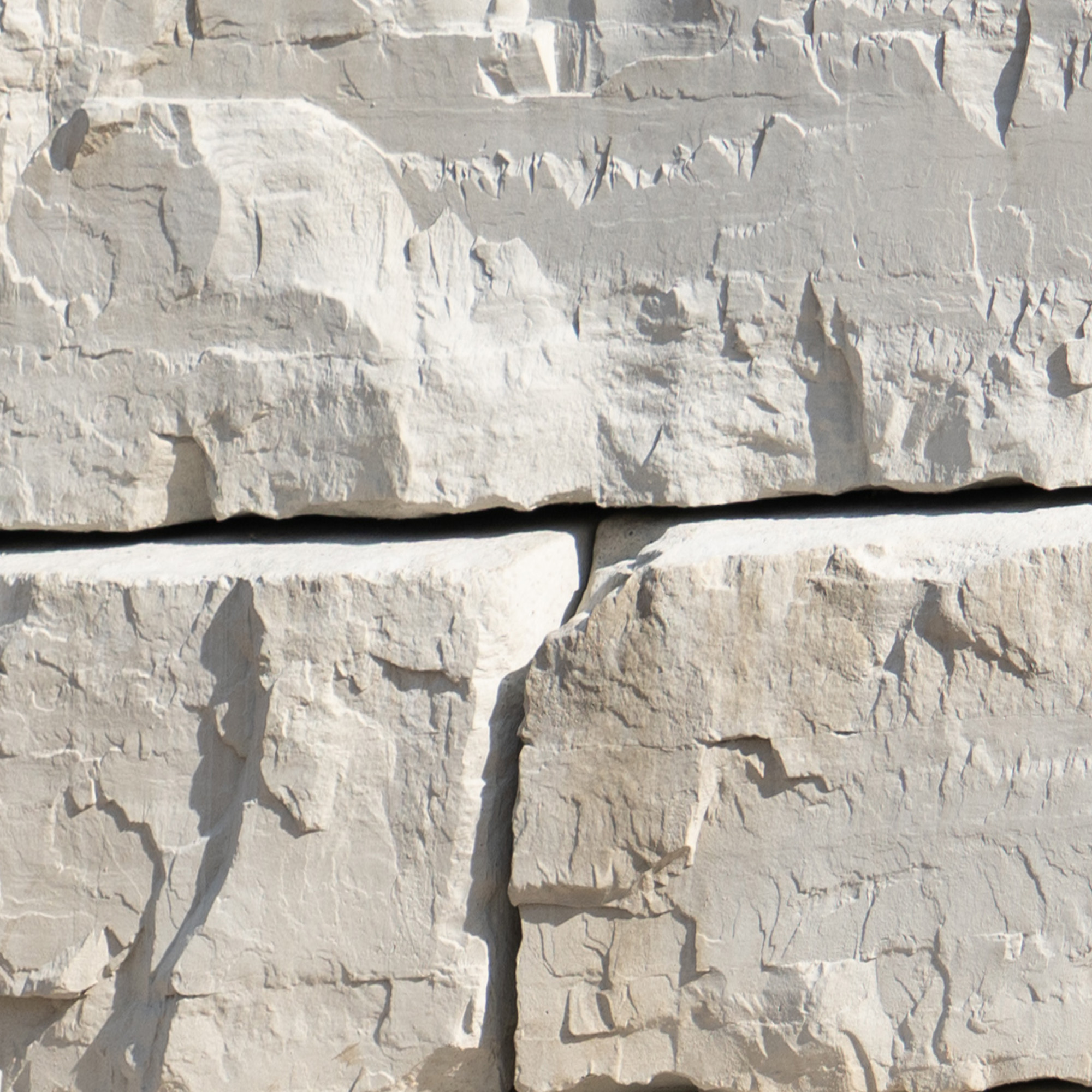 Rosetta Hardscapes - Dimensional Steps - Limestone - Swatch