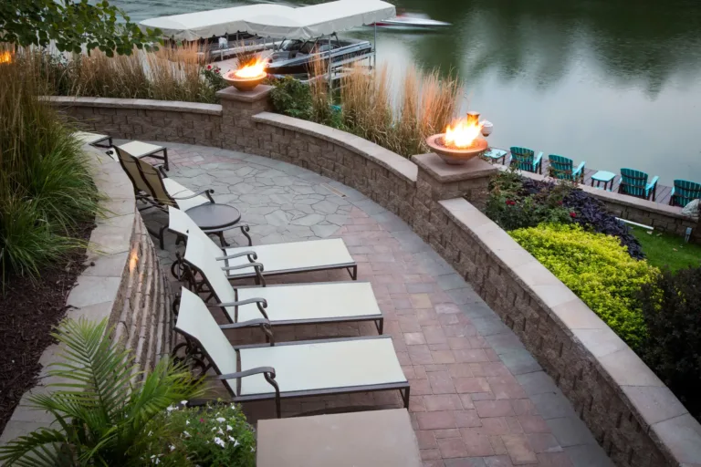 Anchor-Highland Stone Freestanding B2B Wall System-Home