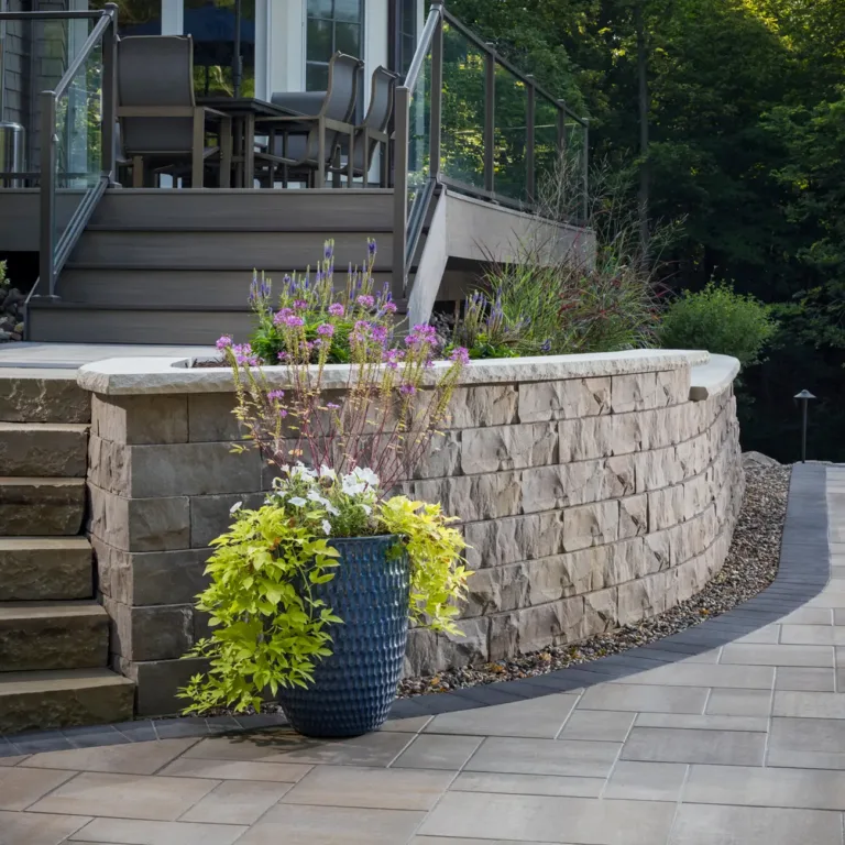 Belgard - Brisa - Retaining Wall - Pillars 