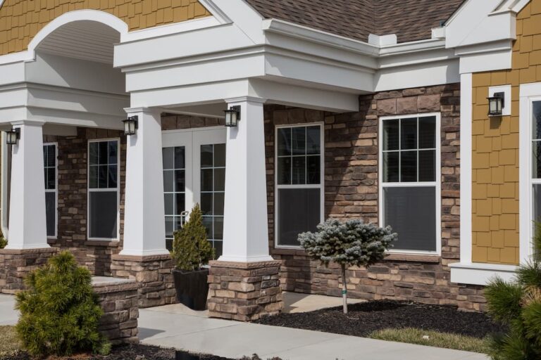 StoneCraft - Ledgestone Tennessee - Home - Exterior - Facade